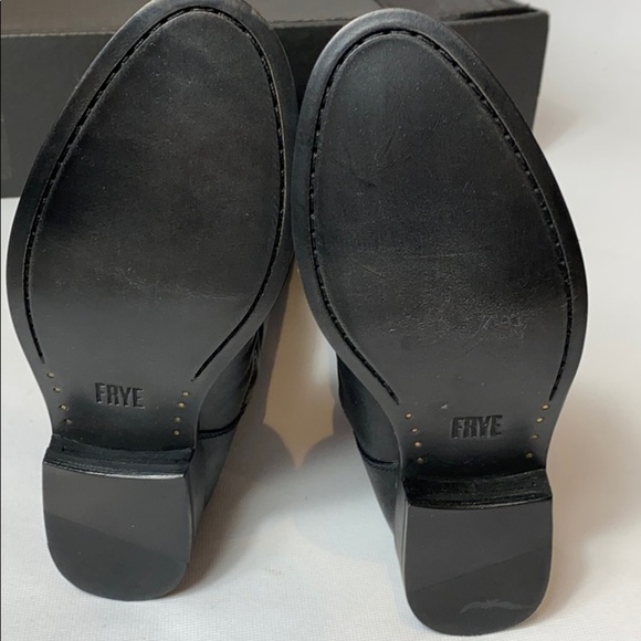 Frye Melissa black button back zip boots 5.5 - Picture 5 of 6